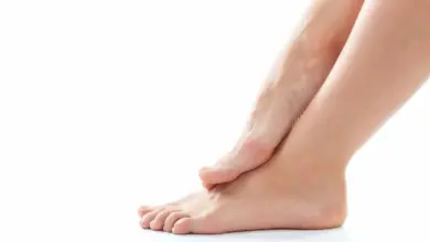 Como tratar formigamento nos pés