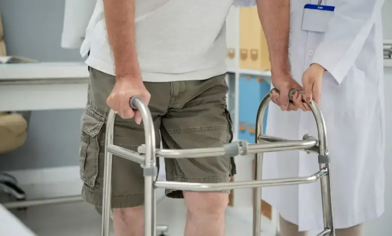 Pé quebrado: 5 cuidados que ajudam na recuperação