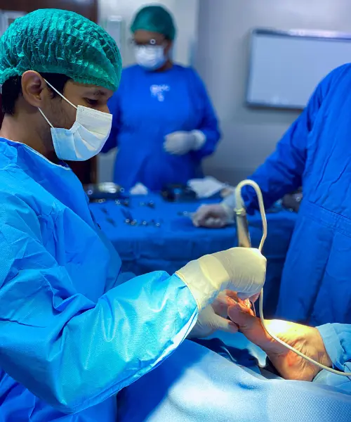 Dr. Bruno Air - Especialista em Cirurgia no Pé