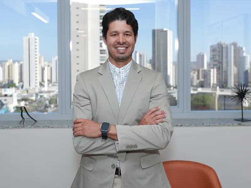 Dr. Bruno Air - Especialista em Cirurgia de Fratura de Tornozelo em Goiânia