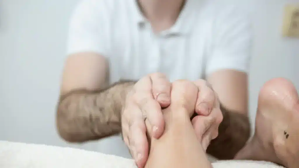 Tratamento para coalizão tarsal
